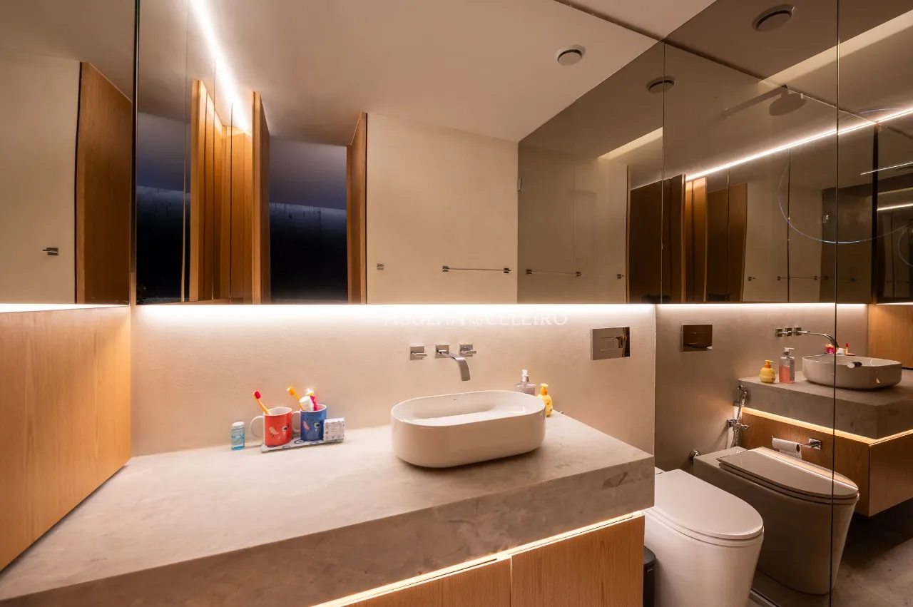 Apartamento com reforma sofisticada em prédio cobiçado no Jardim América – 19829