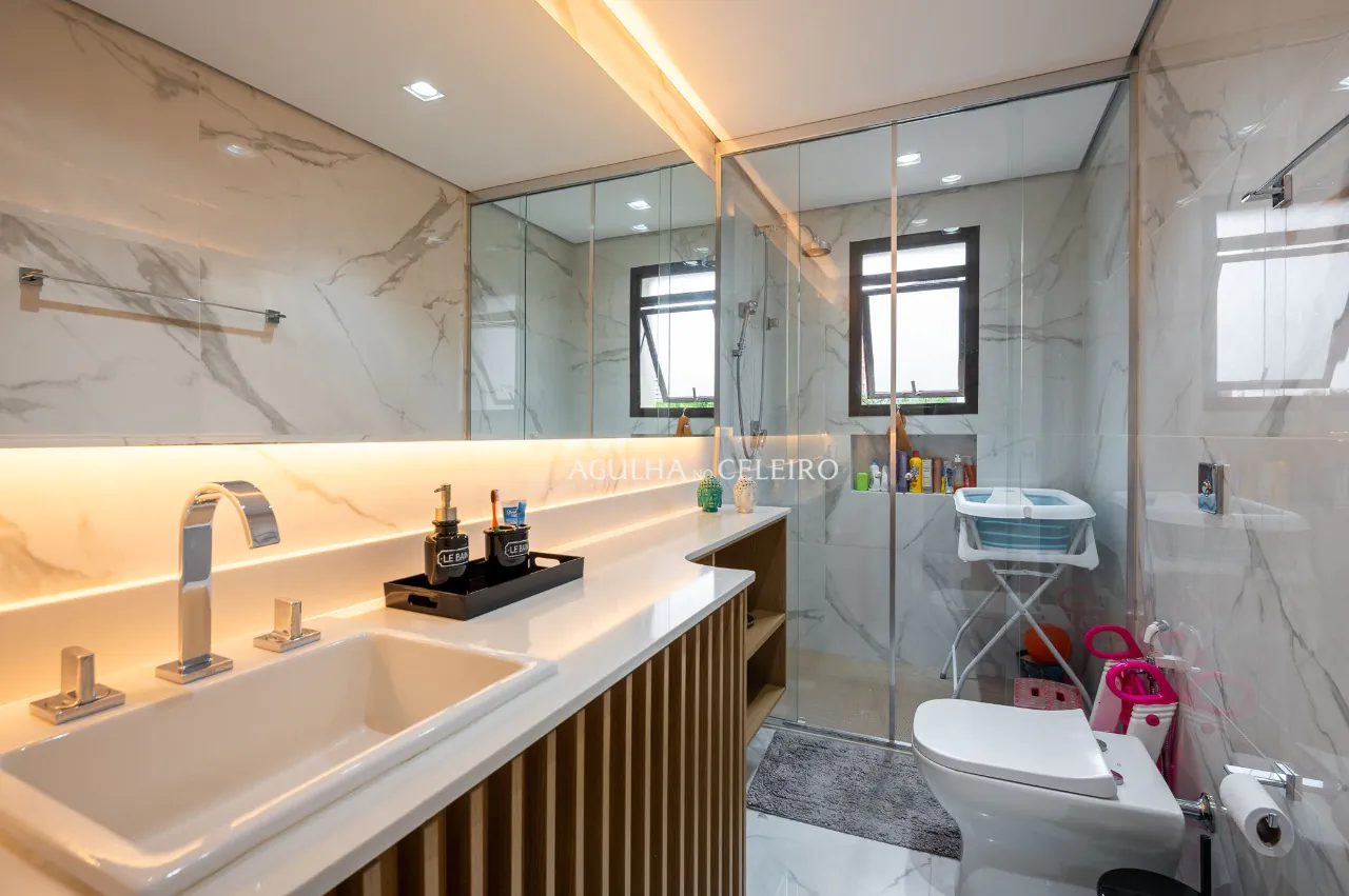 Apartamento reformado à venda em Moema Pássaros. – 19843