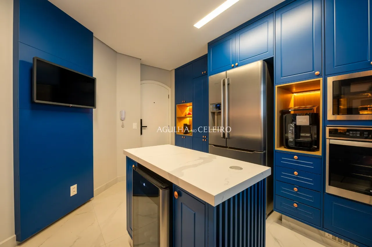 Apartamento reformado à venda em Moema Pássaros. – 19843