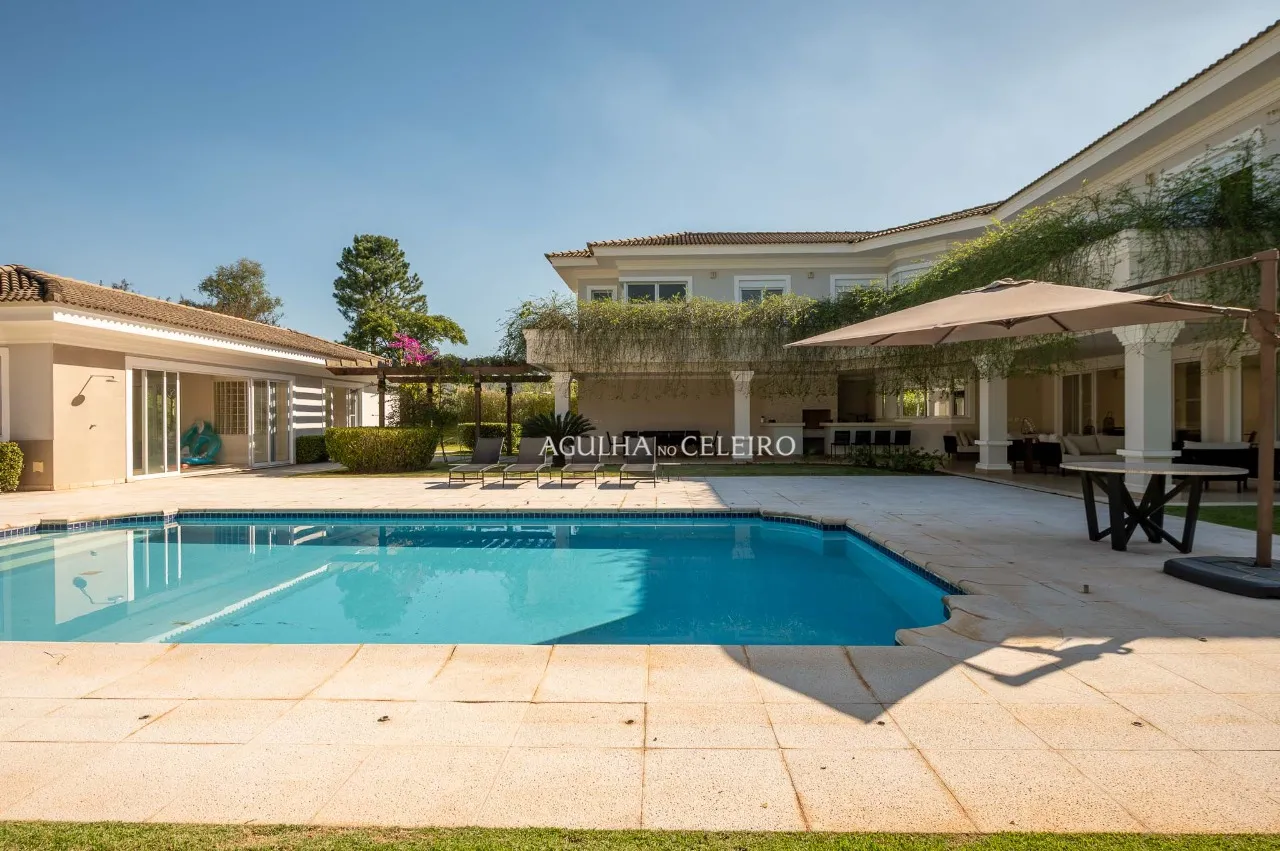 Residência estilo colonial na Terras de São José II – 19845