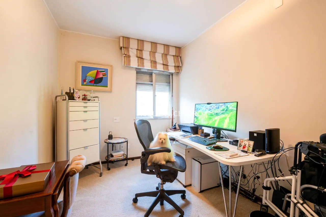 Apartamento incrível em rua tranquila à venda no Jardim América. – 19853