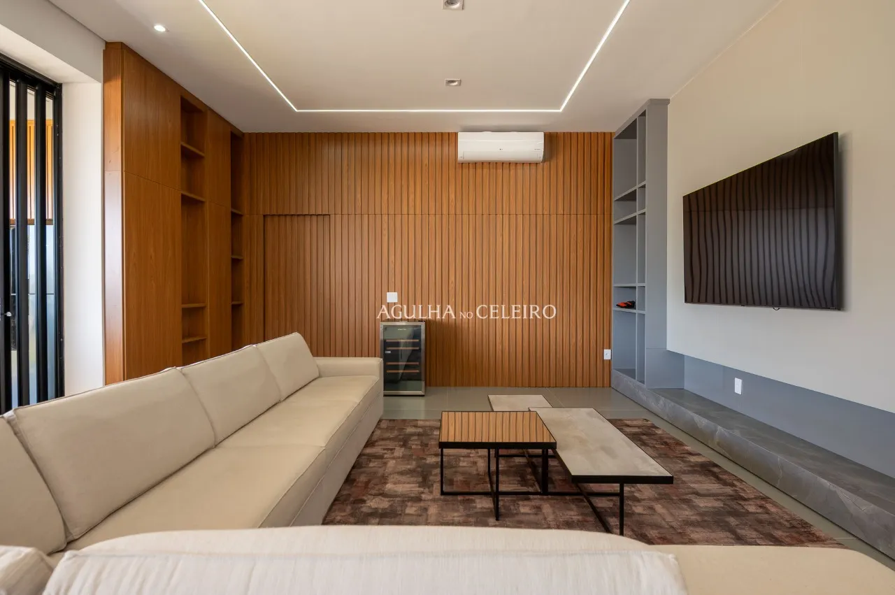 Casa deslumbrante em Terras de São José II – Venda Mobiliada – 19860