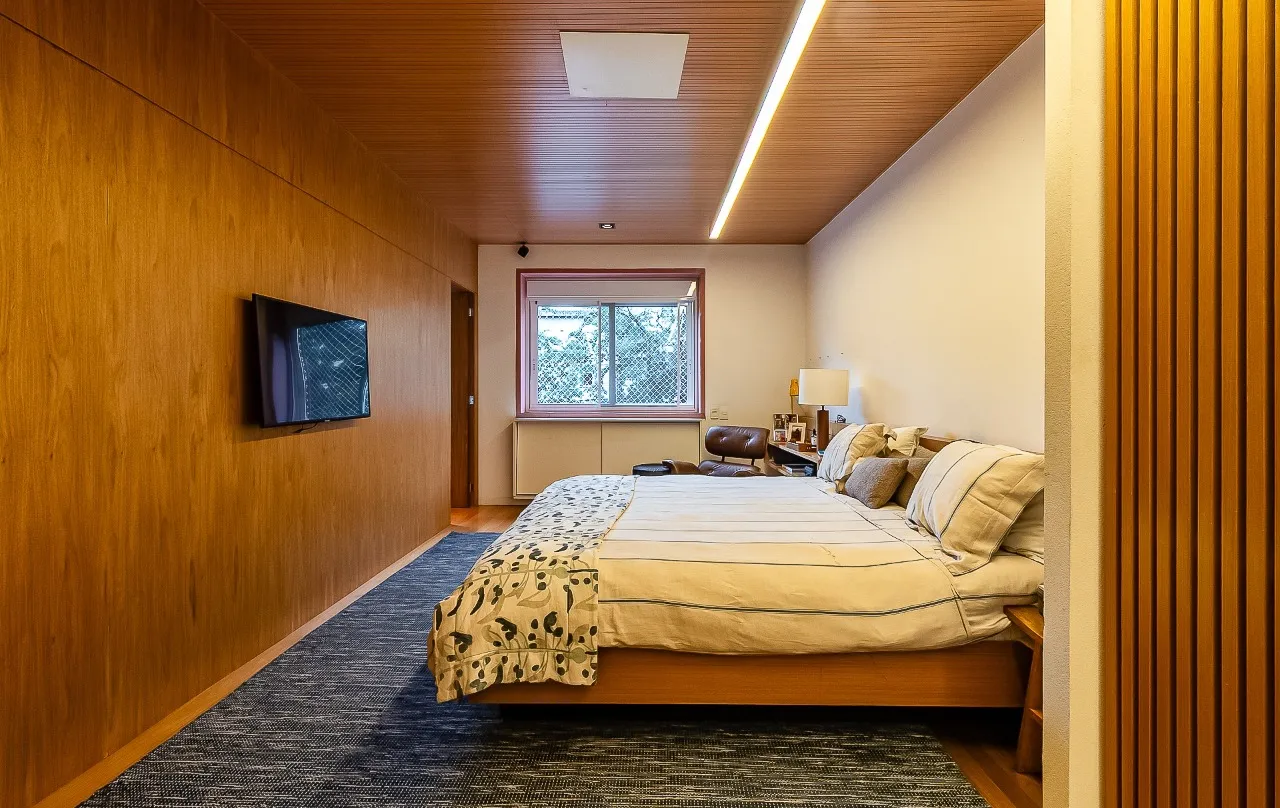 Casa moderna e descolada, com planta espaçosa e ótima área externa, na Vila Nova Conceição. – 19902