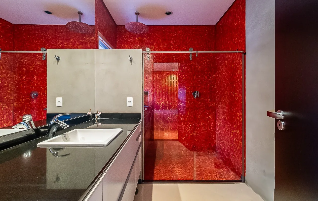 Casa moderna e descolada, com planta espaçosa e ótima área externa, na Vila Nova Conceição. – 19902