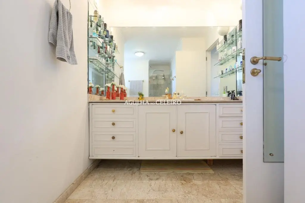 Cobertura com vista para o Parque do Povo à venda no Itaim Bibi. – CO0745