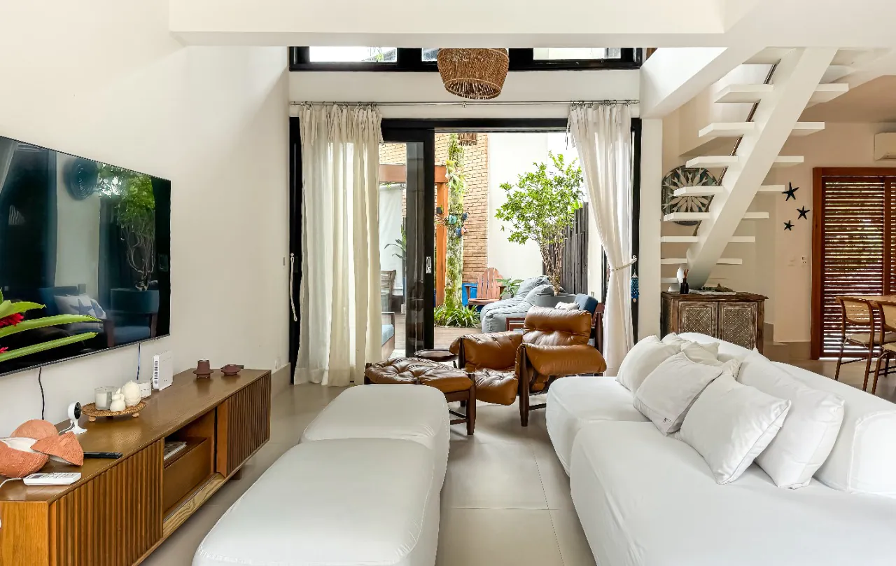 casa-mobiliada-com-reforma-descolada-ambientes-integrados-e-area-externa-excelente-em-juquehy-19952-6