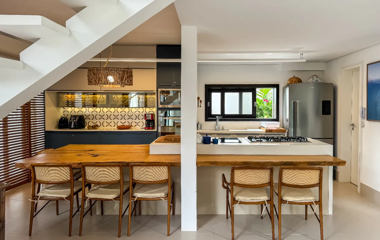 casa-mobiliada-com-reforma-descolada-ambientes-integrados-e-area-externa-excelente-em-juquehy-19952-7