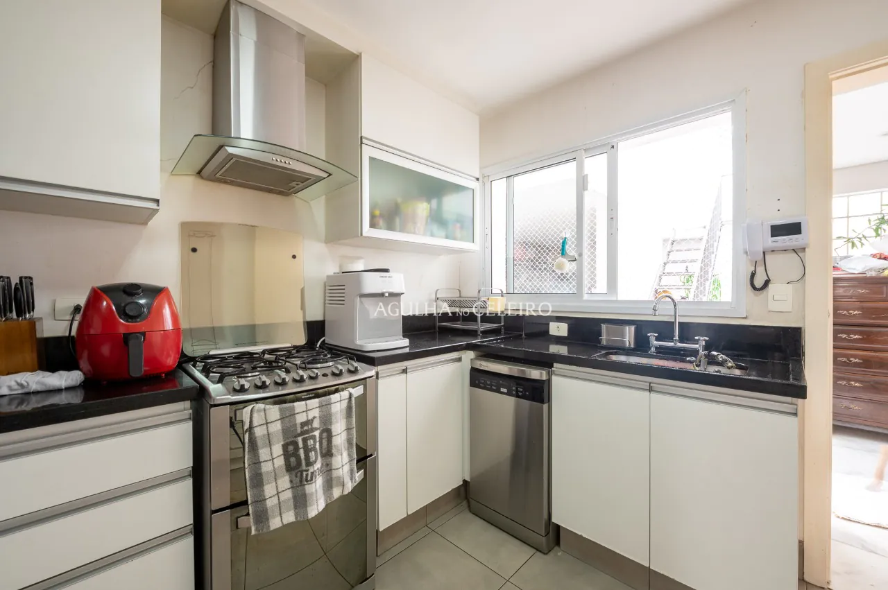 casa-na-vila-nova-conceicao-a-poucos-passos-do-parque-ibirapuera-19975-7