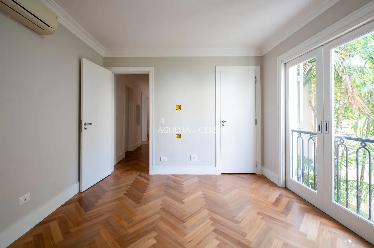 casa-reformada-em-condominio-desejado-a-venda-no-jardim-paulistano-19977-15