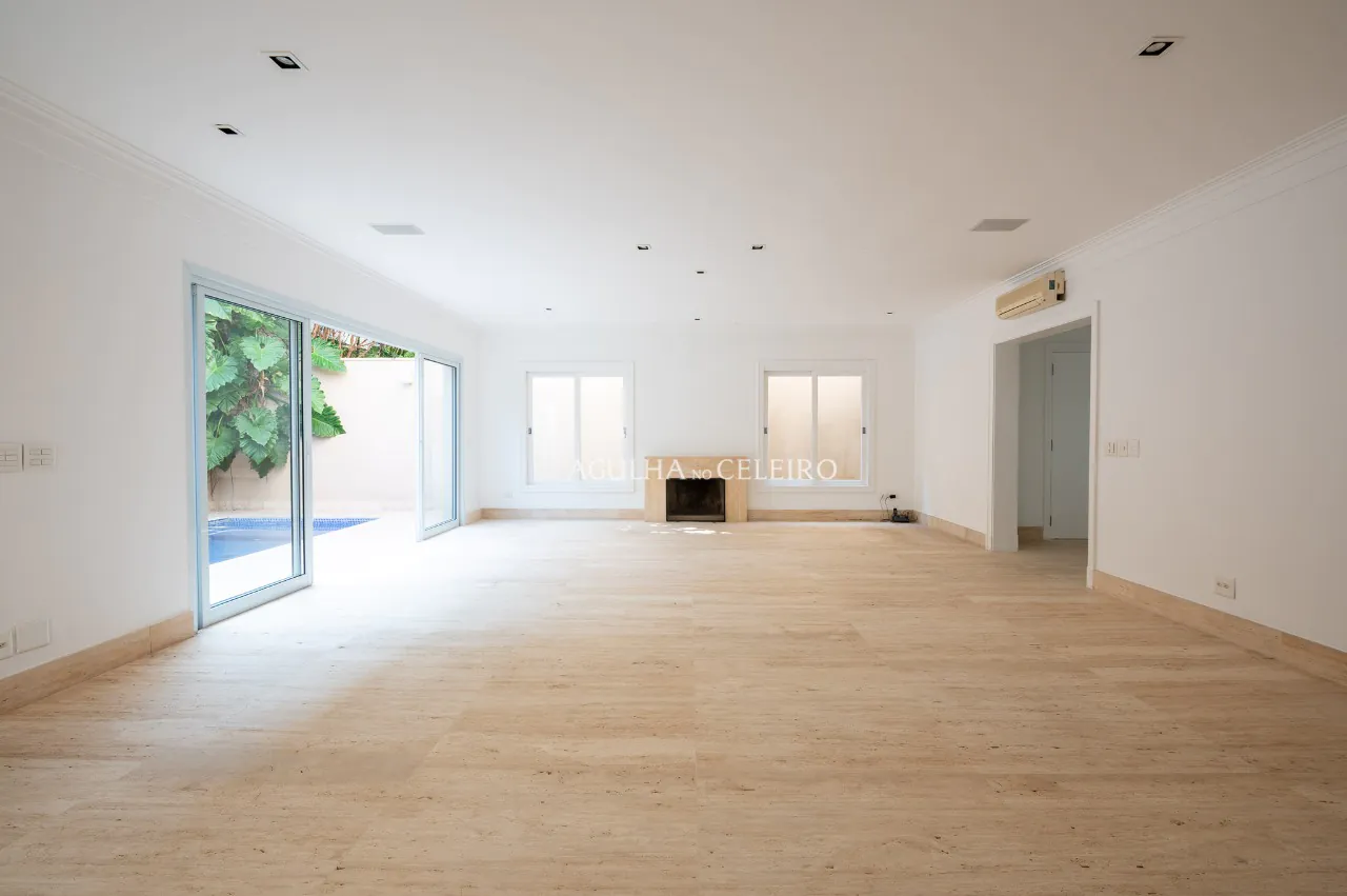 casa-reformada-em-condominio-desejado-a-venda-no-jardim-paulistano-19977-5