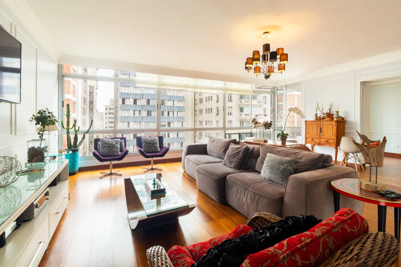 Apartamento com reforma completa à venda no Jardim América – 10053