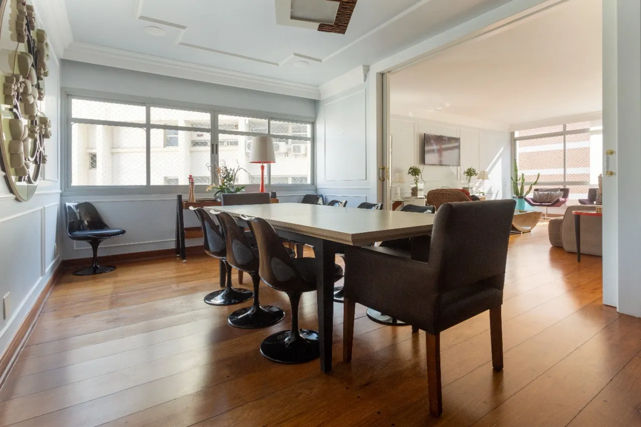 Apartamento com reforma completa à venda no Jardim América – 10053