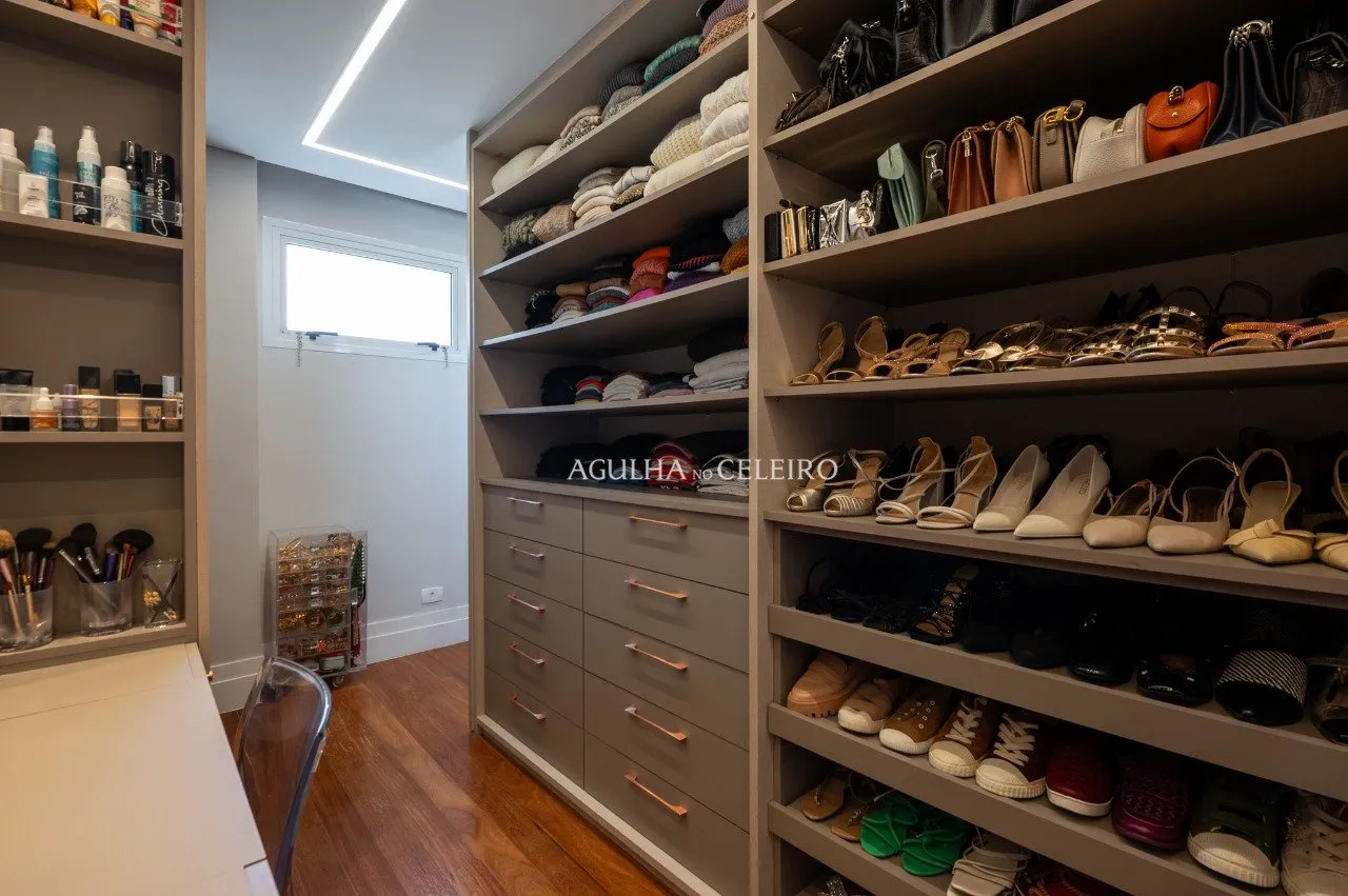 Apartamento de alto padrão com tudo o que sua família precisa à venda no Jardim Guedala. – 19436