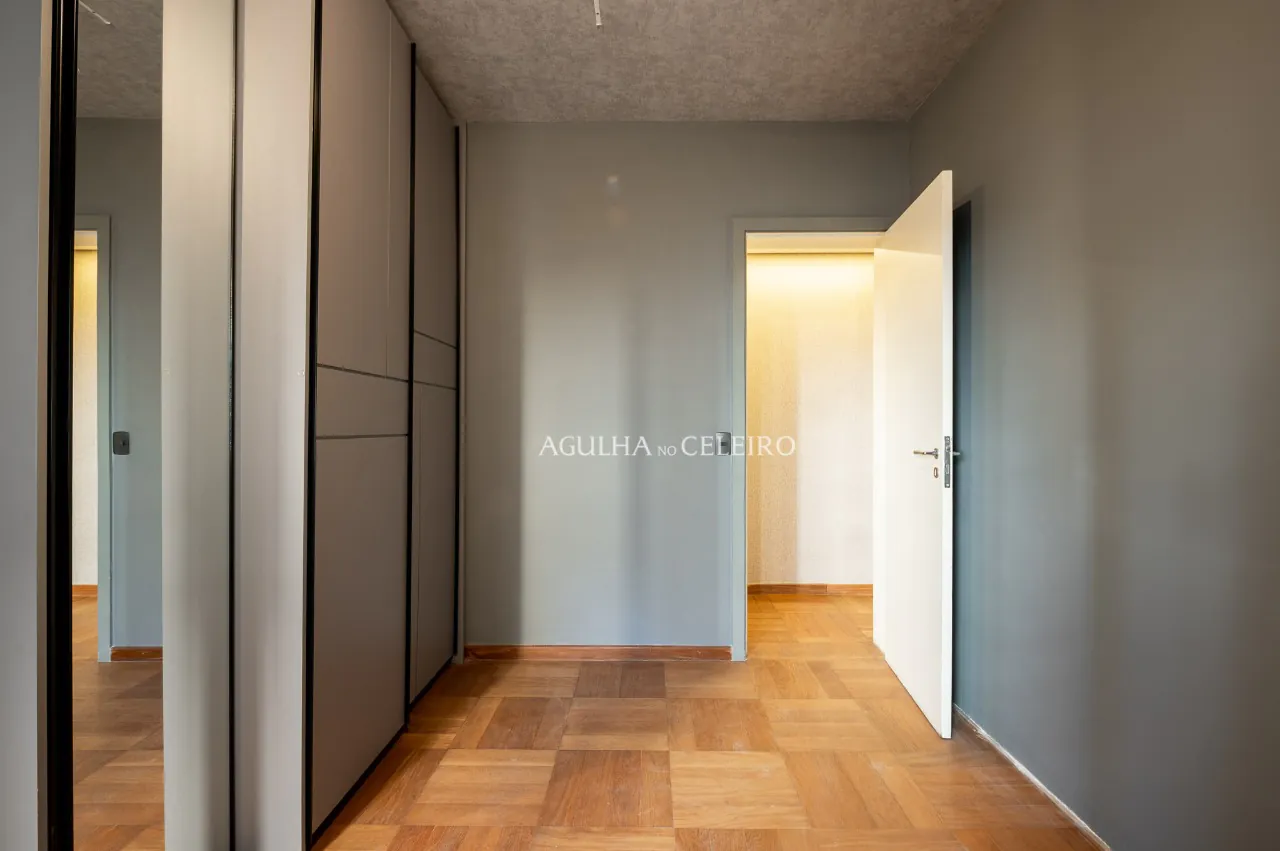 Apartamento reformado com ótima planta à venda no Paraíso. – 19655