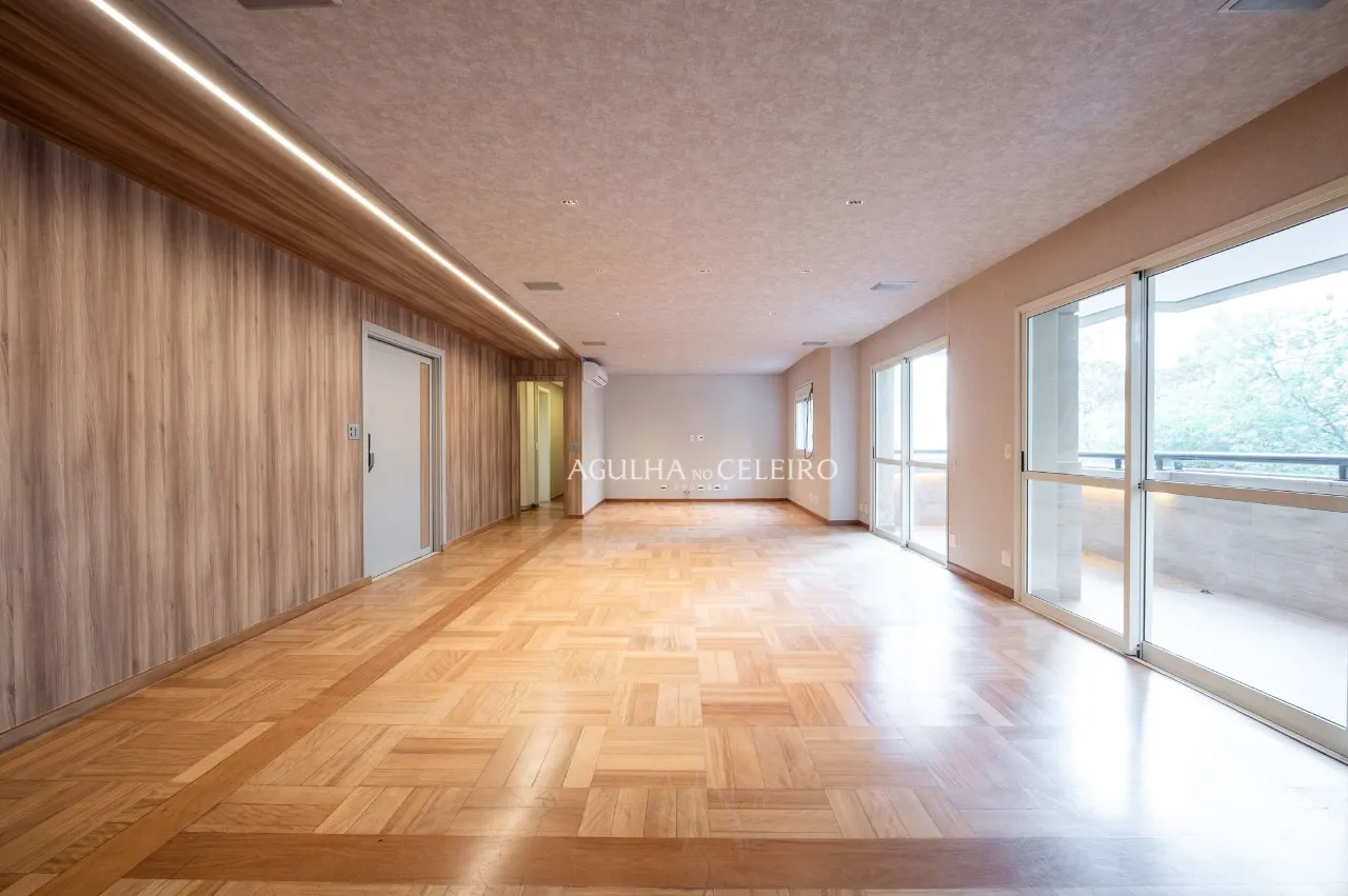 Apartamento reformado com ótima planta à venda no Paraíso. – 19655