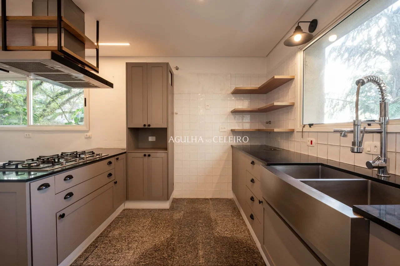 Apartamento reformado com ótima planta à venda no Paraíso. – 19655