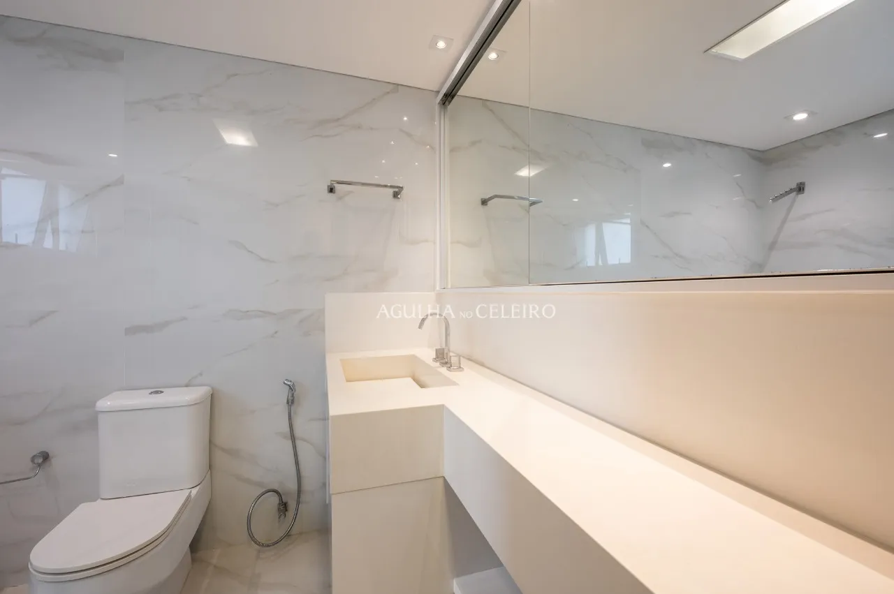 Apartamento reformado com ótima planta à venda no Paraíso. – 19655