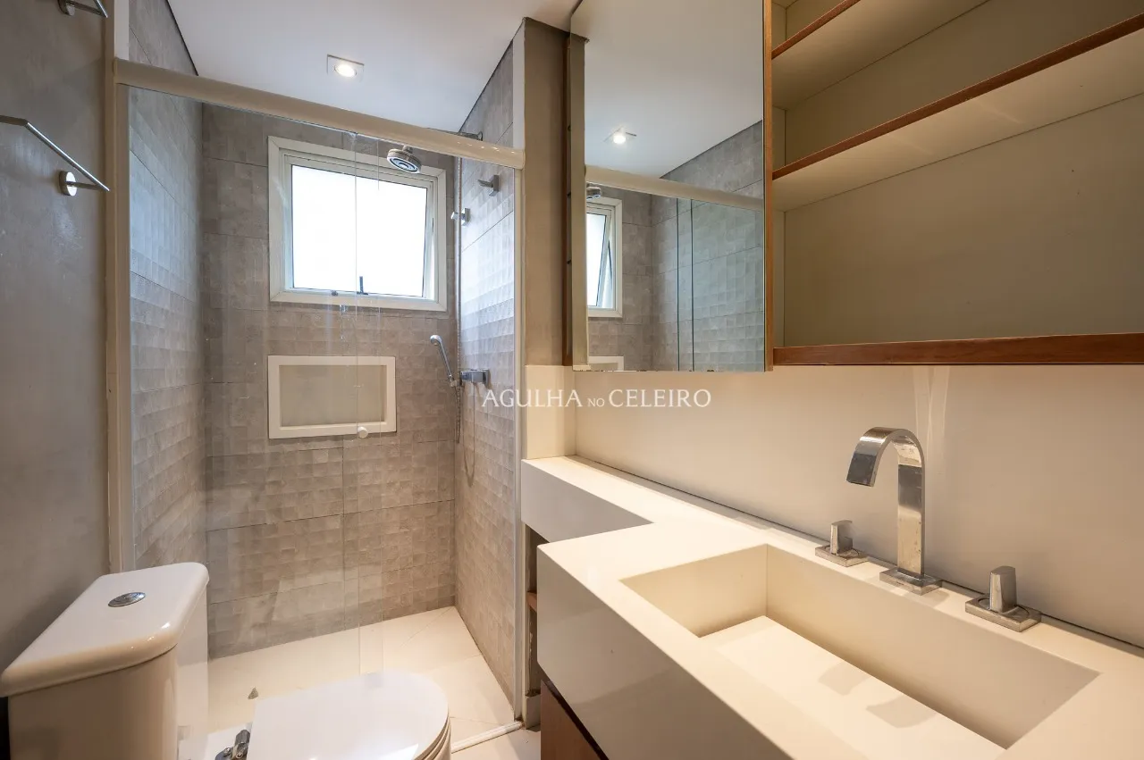 Apartamento reformado com ótima planta à venda no Paraíso. – 19655