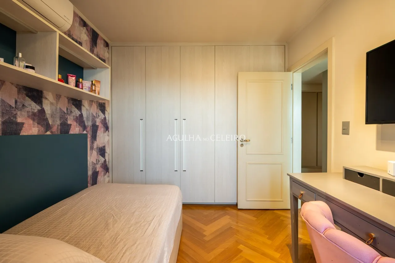 Apartamento reformado á venda em Perdizes. – 19850