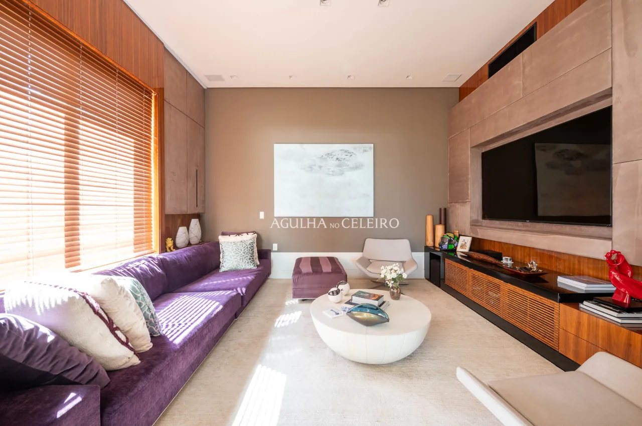 Apartamento impecável à venda, na rua mais cobiçada do Itaim Bibi – 19899