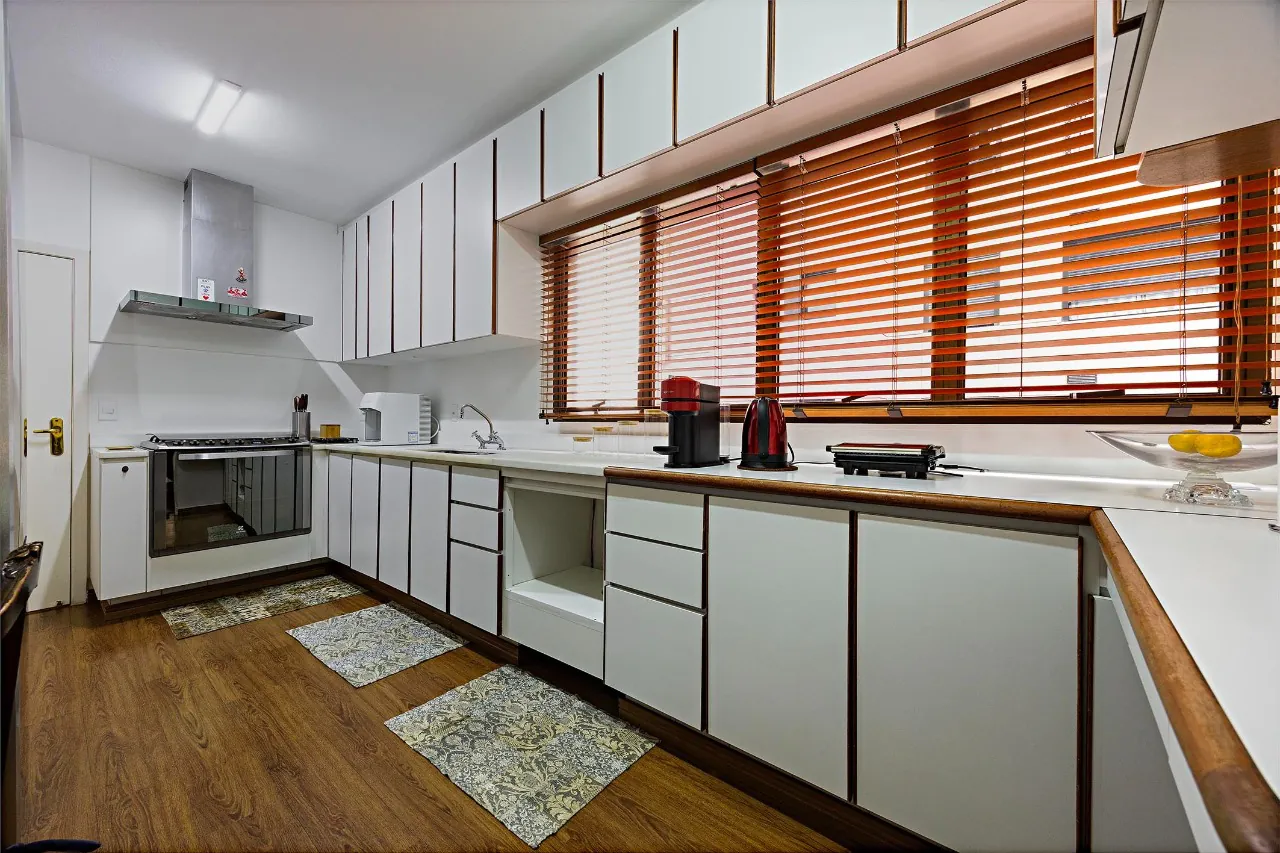 Apartamento com vista para a copa das árvores. – 19931