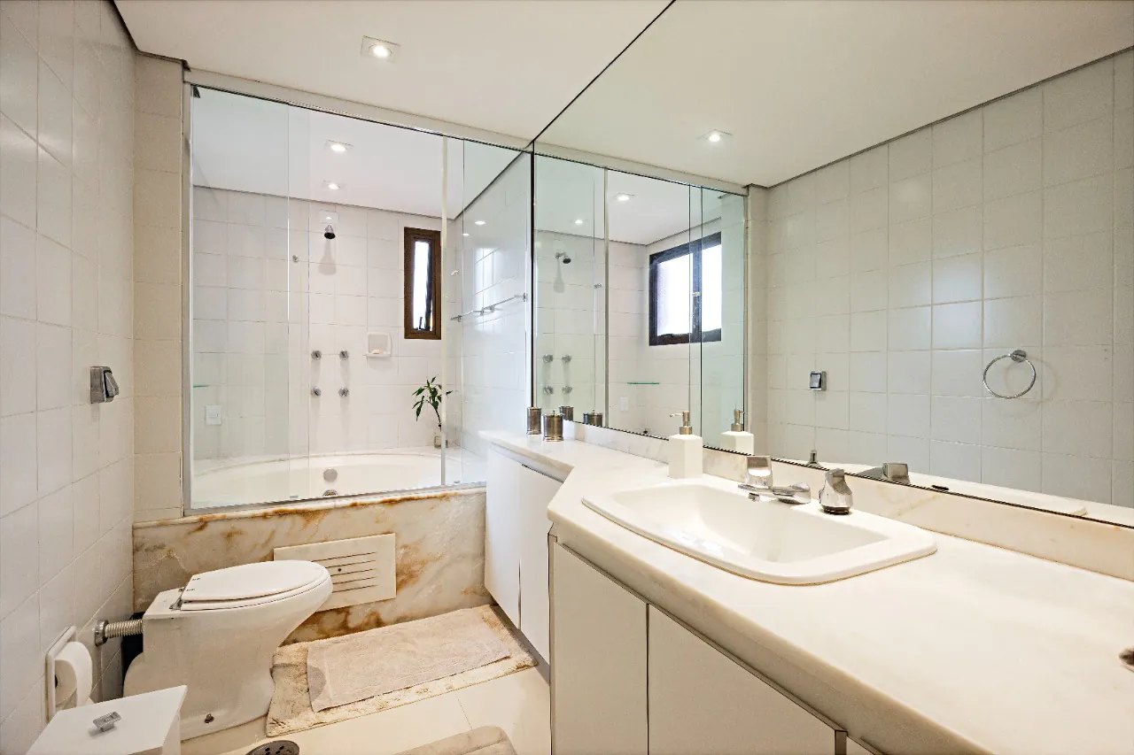 Apartamento com vista para a copa das árvores. – 19931