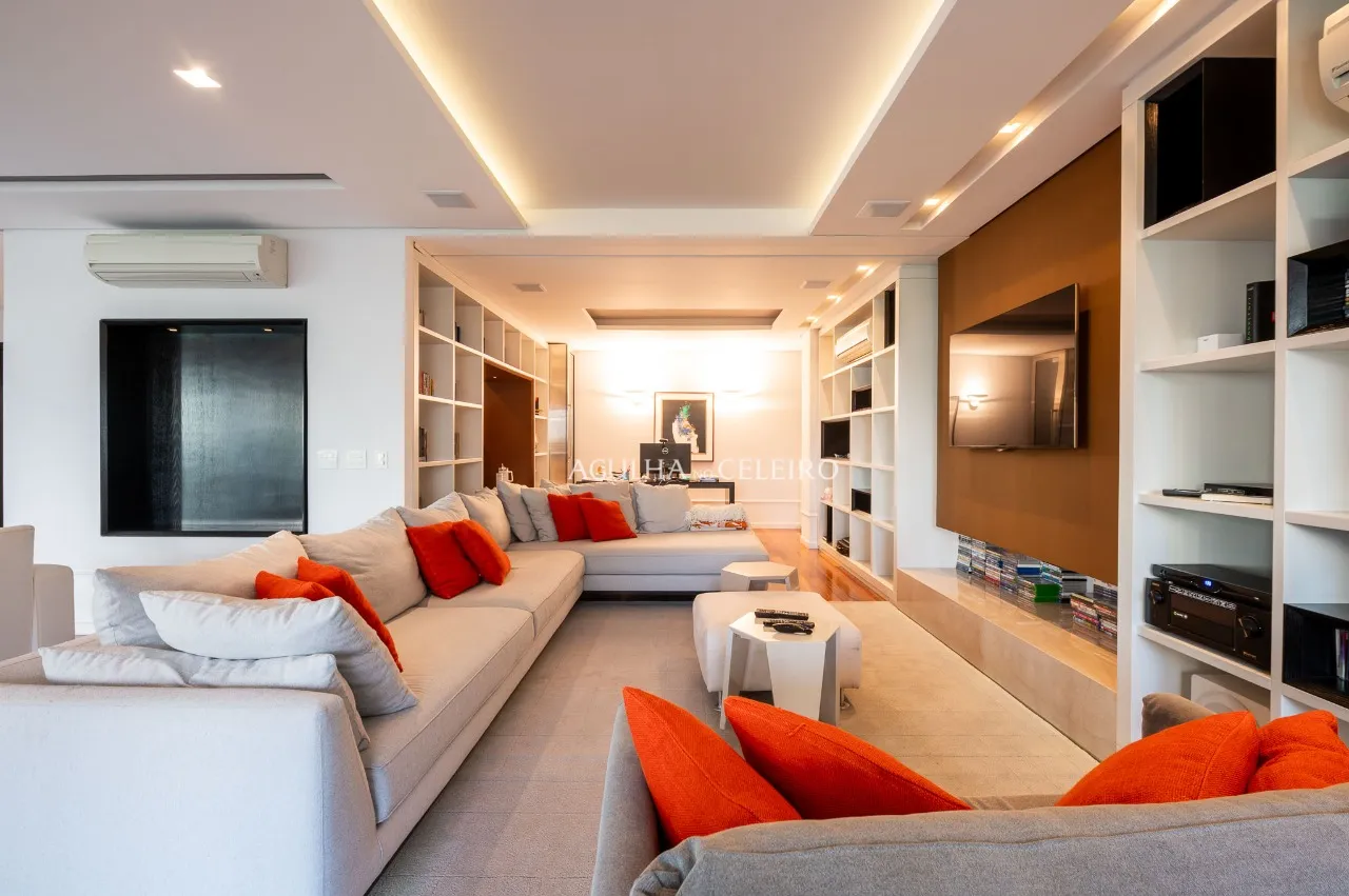 Apartamento com planta generosa na melhor rua à venda no Campo Belo. – 19941