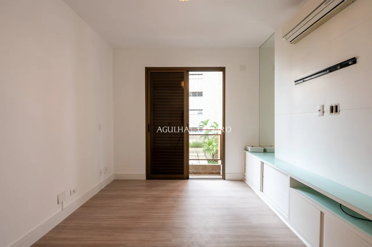 Apartamento com 4 dormitórios para locação na Vila Nova Conceição – 20022