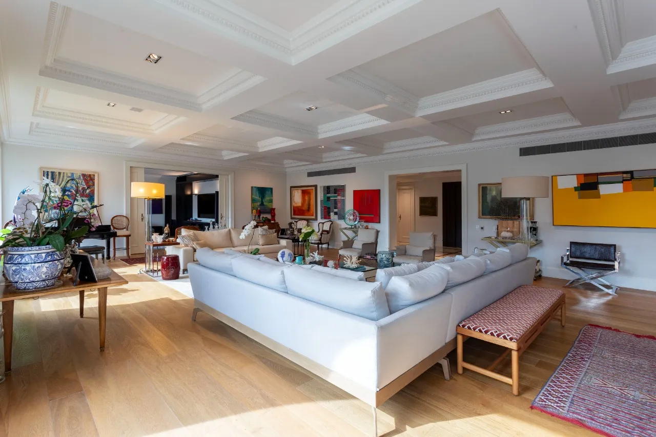 Apartamento com automação e adega walk-in em edifício Lindenberg. – 20028