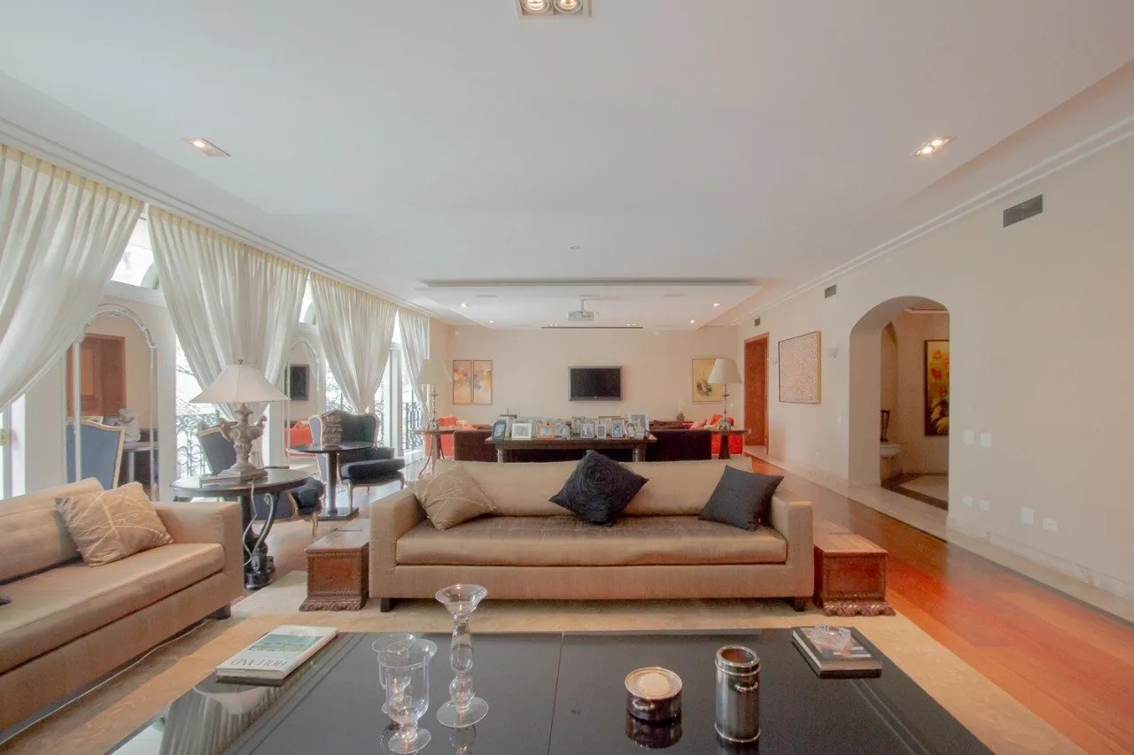 Apartamento amplo em localização privilegiada à venda no Jardim Paulista. – 20084