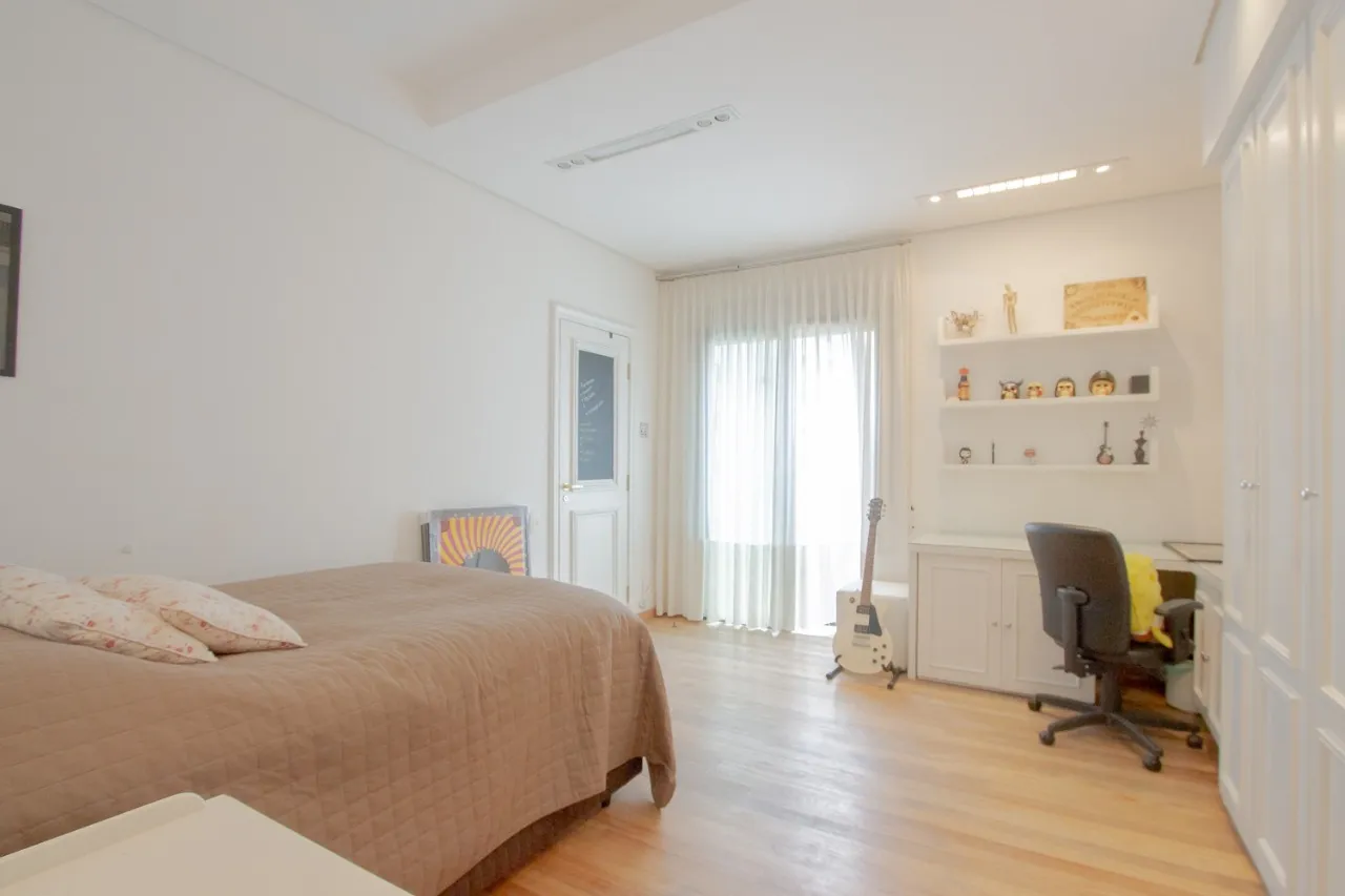 Apartamento amplo em localização privilegiada à venda no Jardim Paulista. – 20084