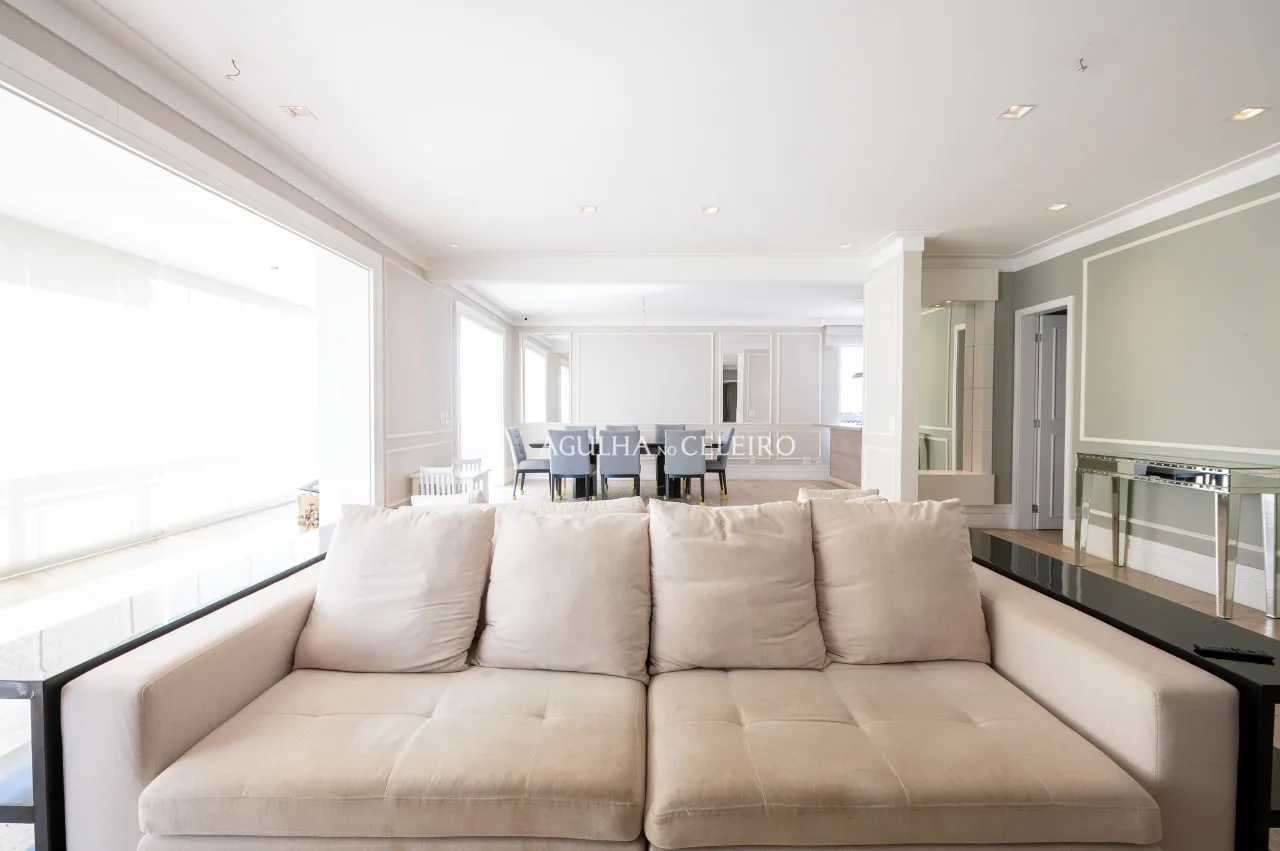 Apartamento espaçoso e iluminado para venda ou locação no Itaim Bibi – AP0075