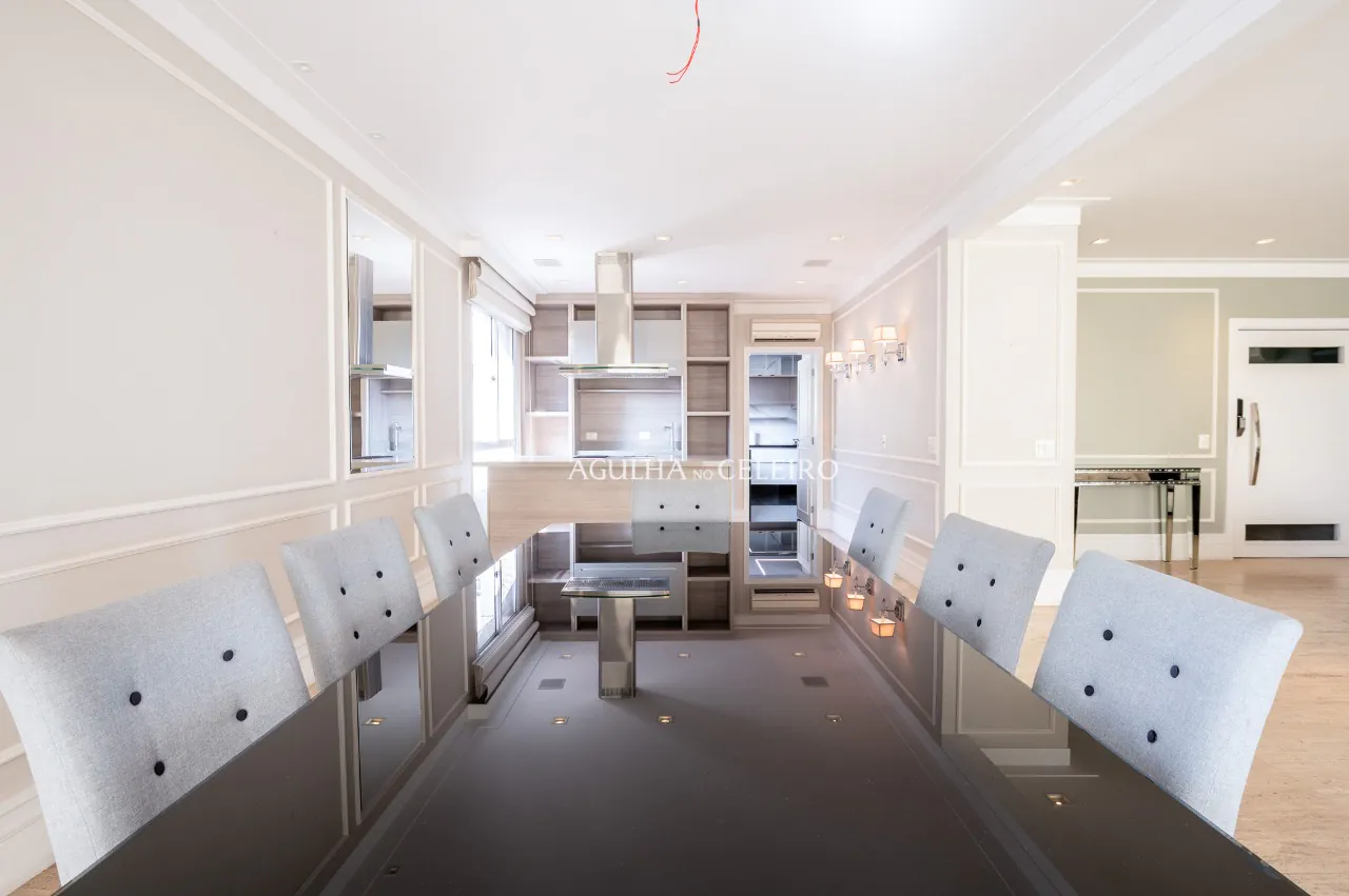 Apartamento espaçoso e iluminado para venda ou locação no Itaim Bibi – AP0075