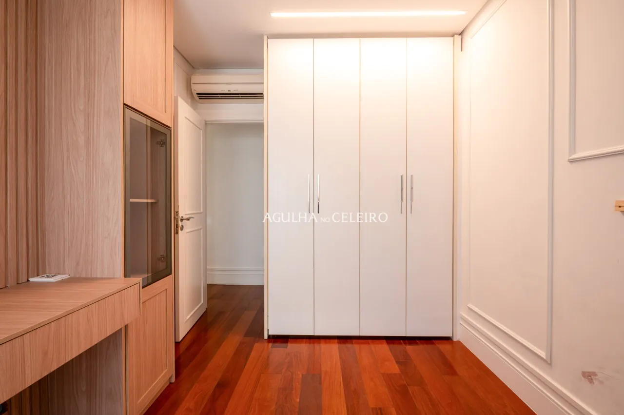 Apartamento espaçoso e iluminado para venda ou locação no Itaim Bibi – AP0075