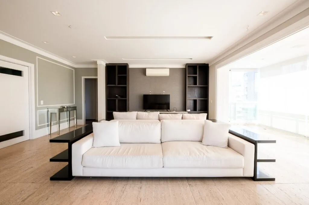 Apartamento espaçoso e iluminado para venda no Itaim Bibi – AP0075