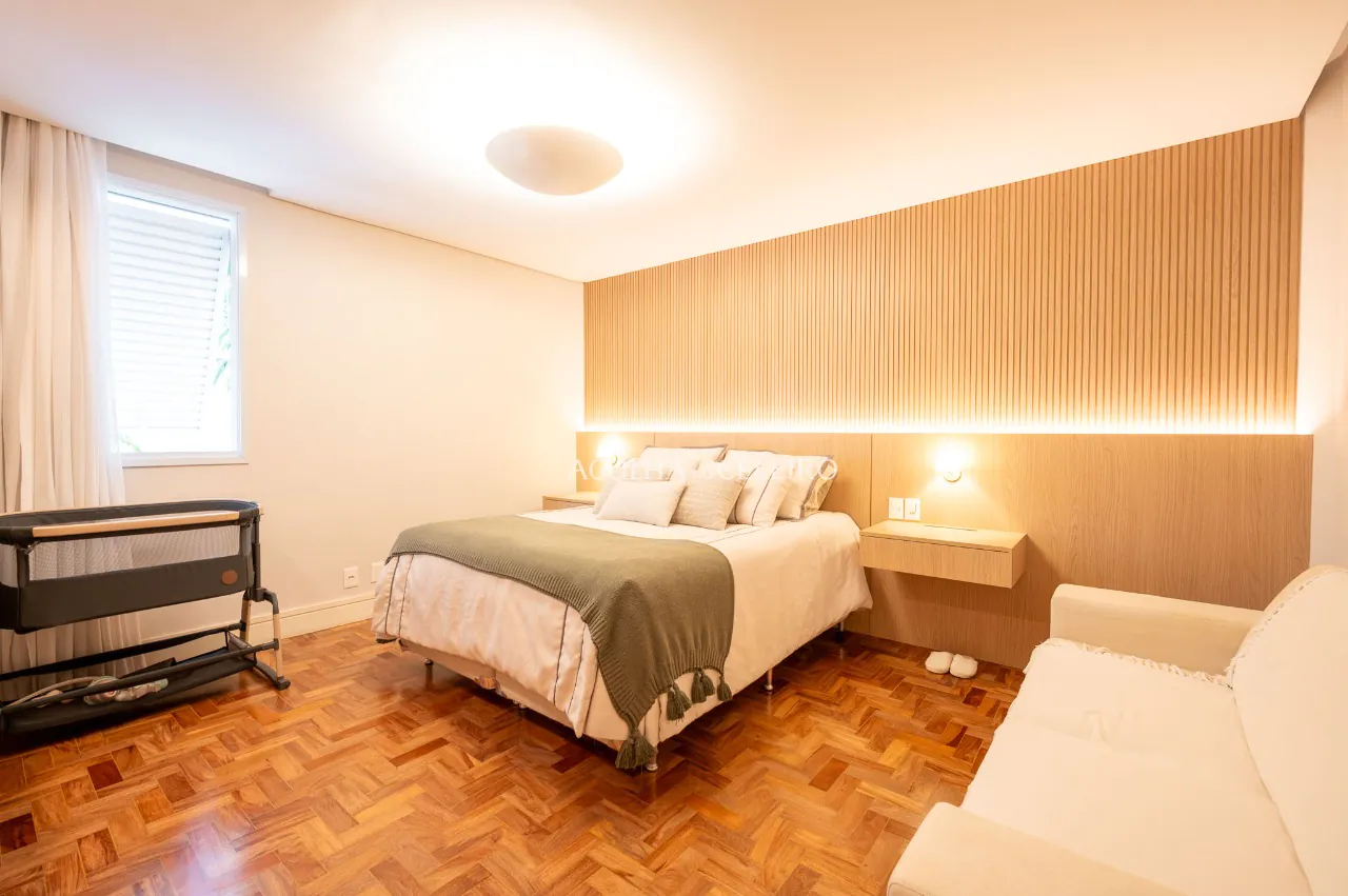 Apartamento reformado e elegante em rua tranquila do Jardim Paulista. – AP6102