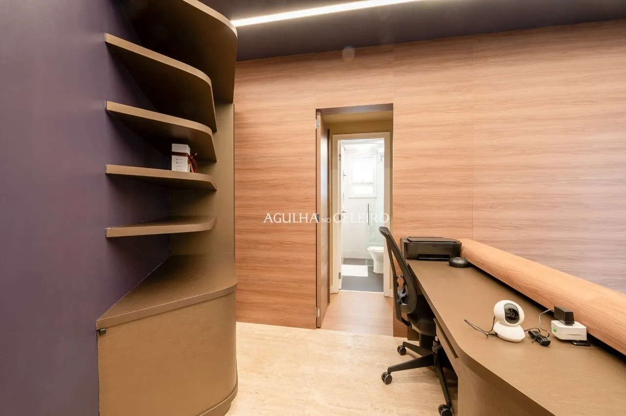 Apartamento duplex com reforma impecável na Vila Nova Conceição. – AP7798