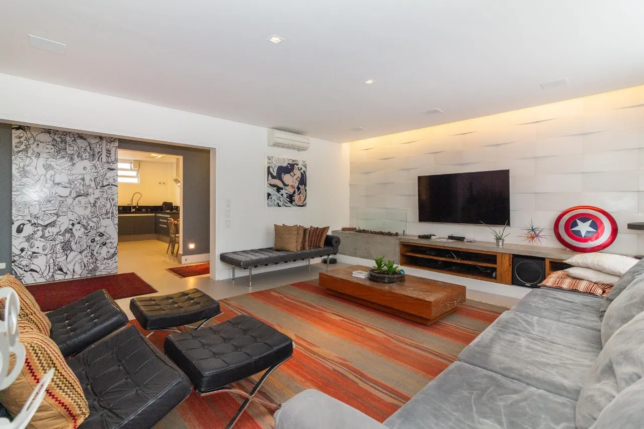 Apartamento reformado na parte plana do Jardim Paulista. – AP8387