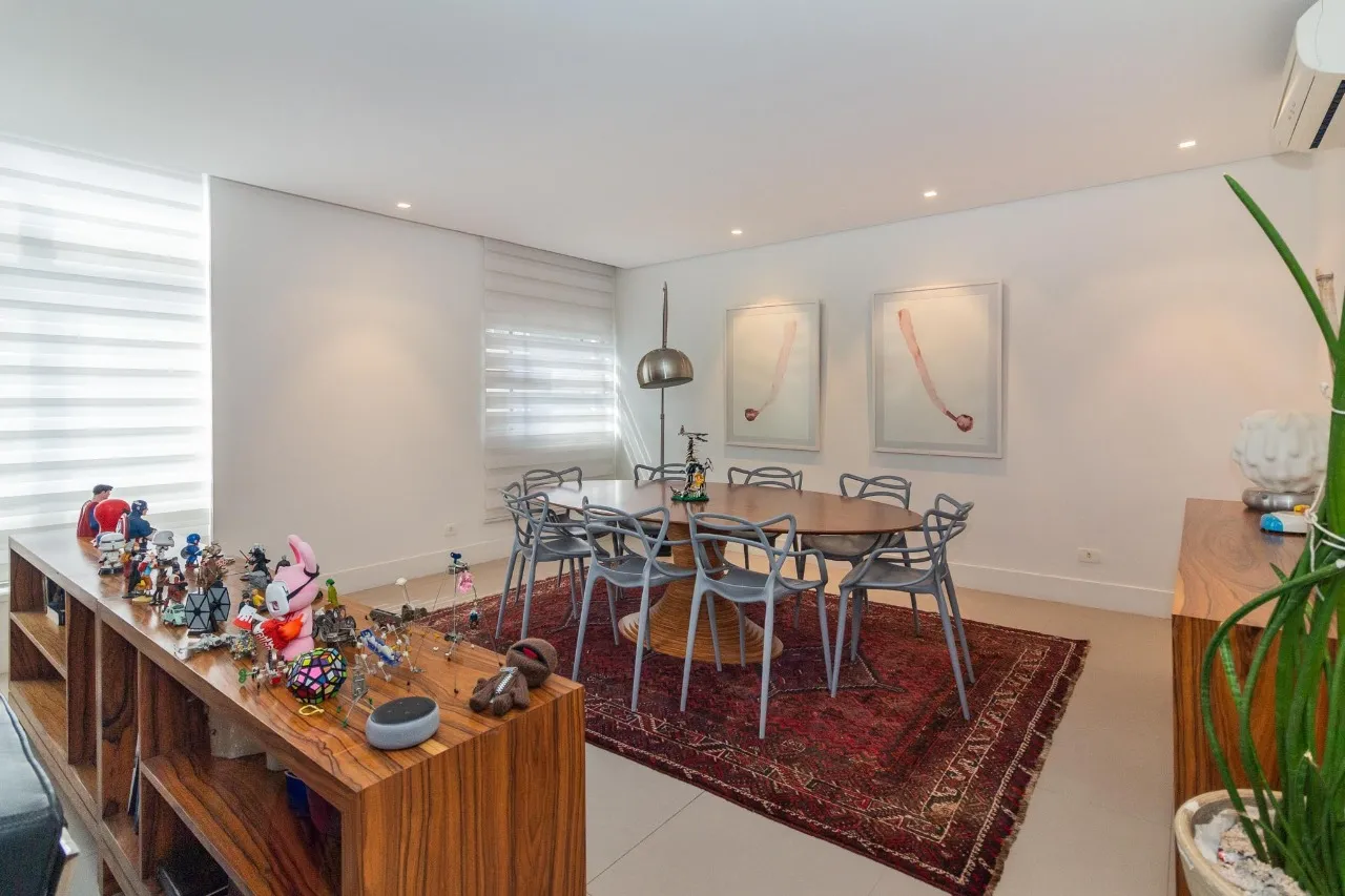 Apartamento reformado na parte plana do Jardim Paulista. – AP8387