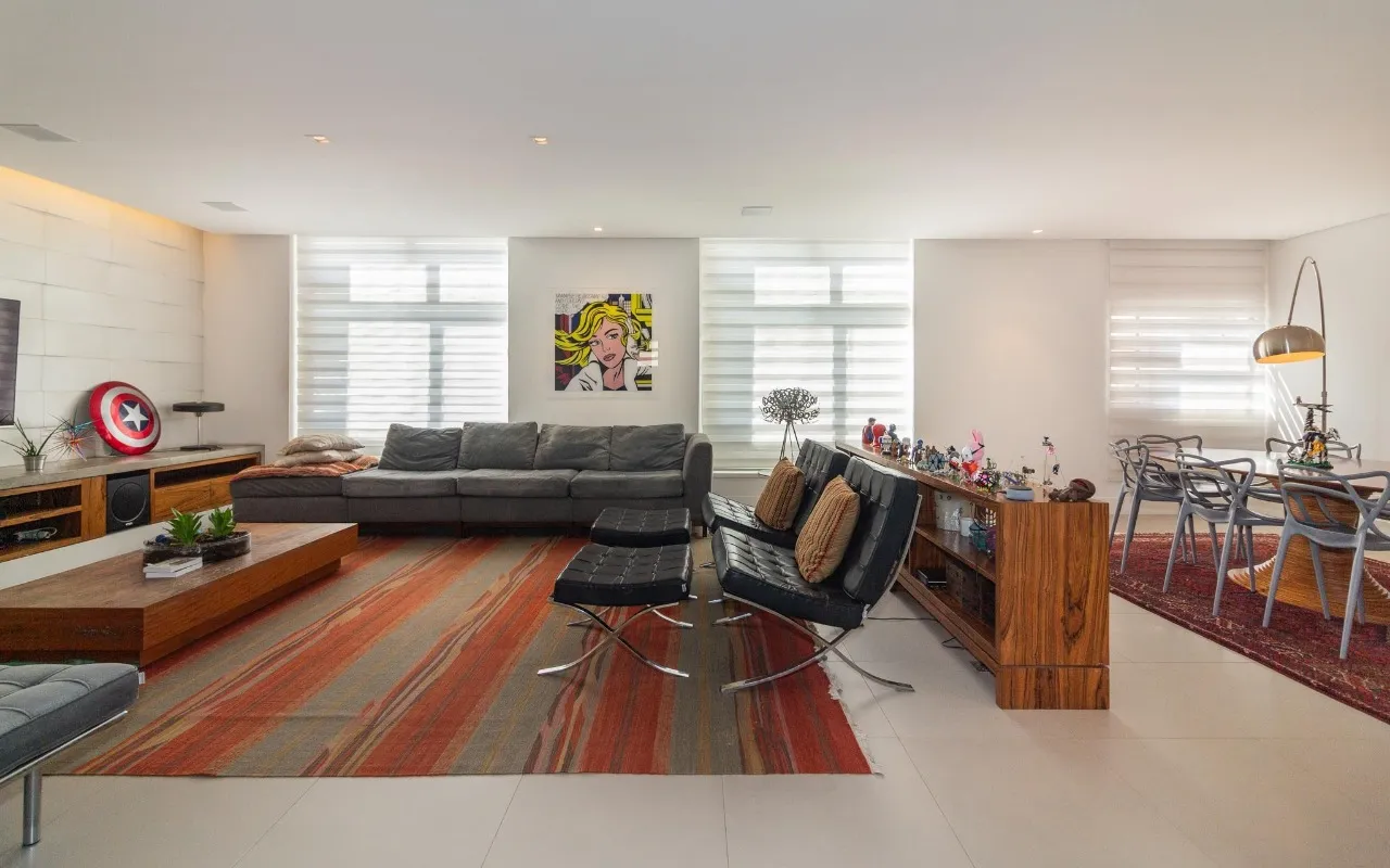 Apartamento reformado na parte plana do Jardim Paulista. – AP8387