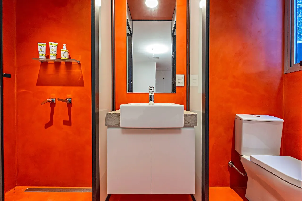 Residência com assinatura de Ruy e Rodrigo Ohtake em rua tranquila com paisagismo de Burle Marx – CA0130 - imovel-16992-100 (1)