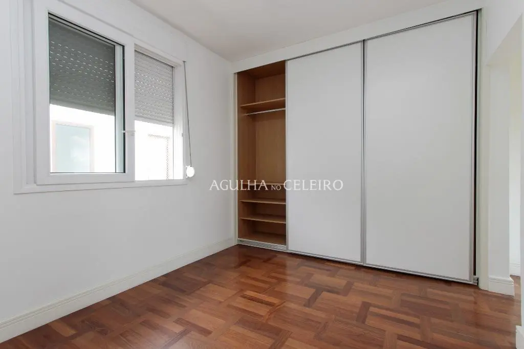 Casa linda e com muito espaço à venda no Alto de Pinheiros. – CA0246