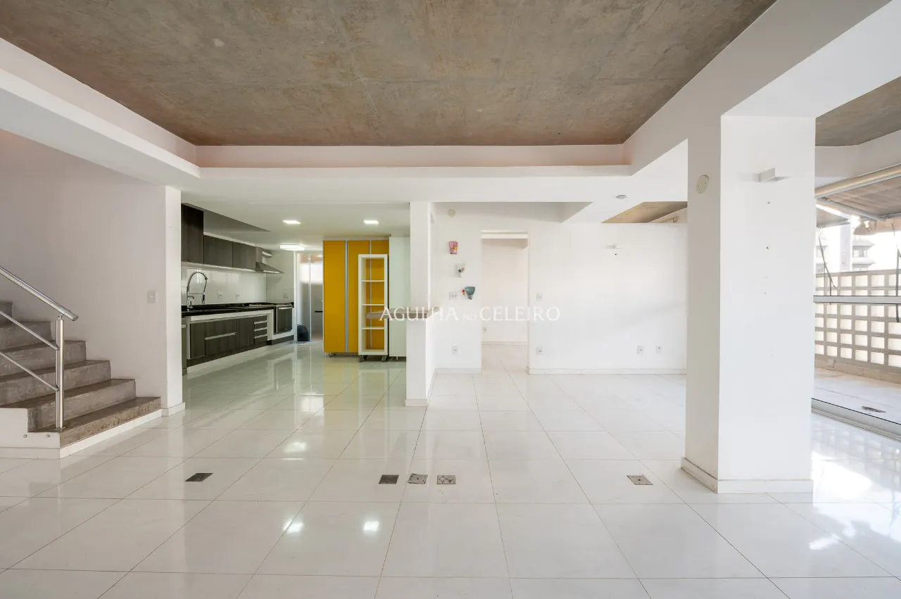 Descubra o previlégio de viver em uma cobertura no coração do Jardim América. – CO0057