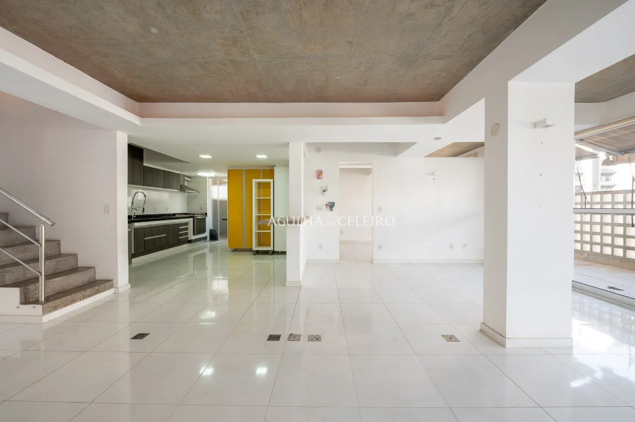 Descubra o previlégio de viver em uma cobertura no coração do Jardim América. – CO0057