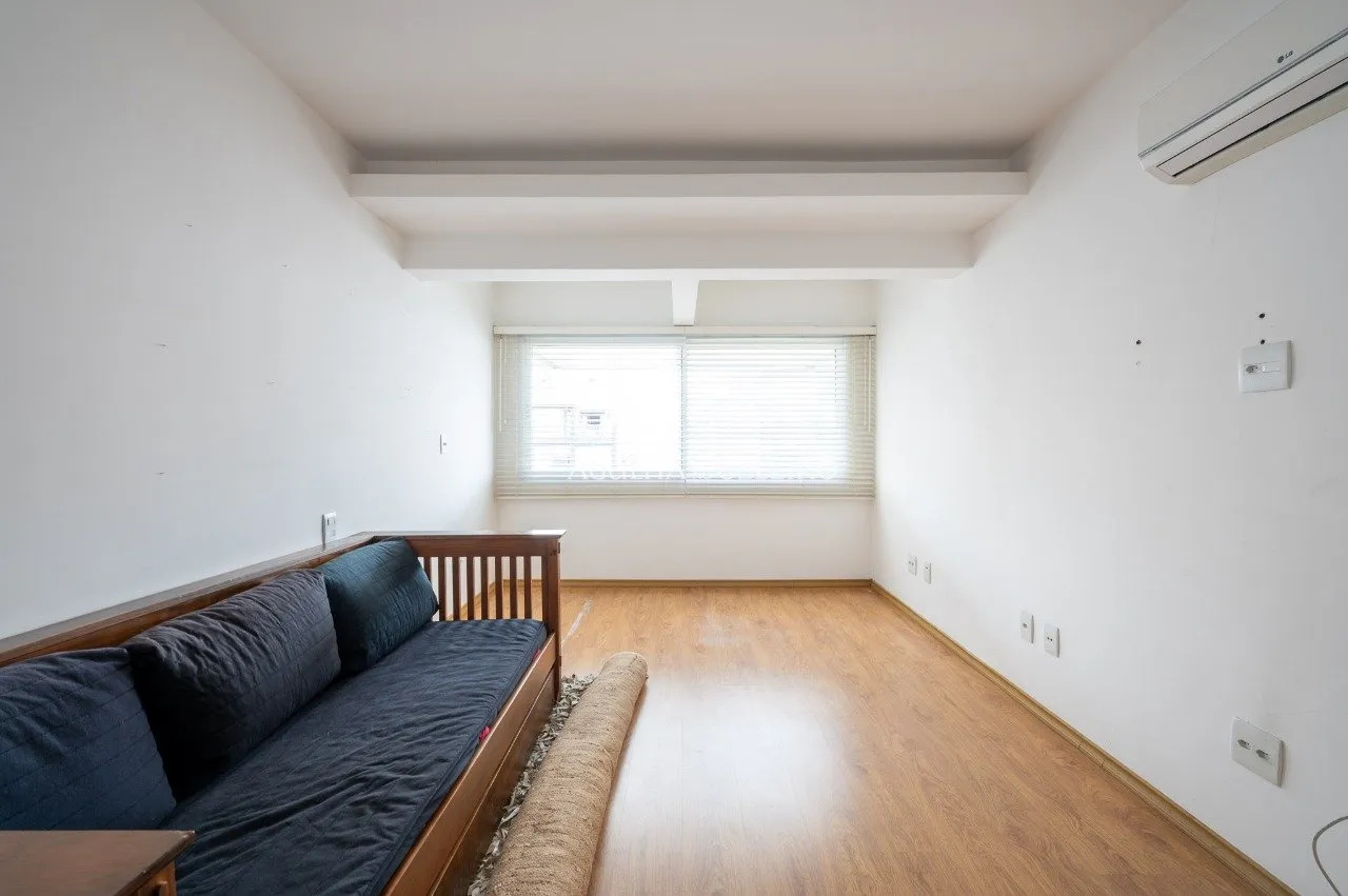 Descubra o previlégio de viver em uma cobertura no coração do Jardim América. – CO0057