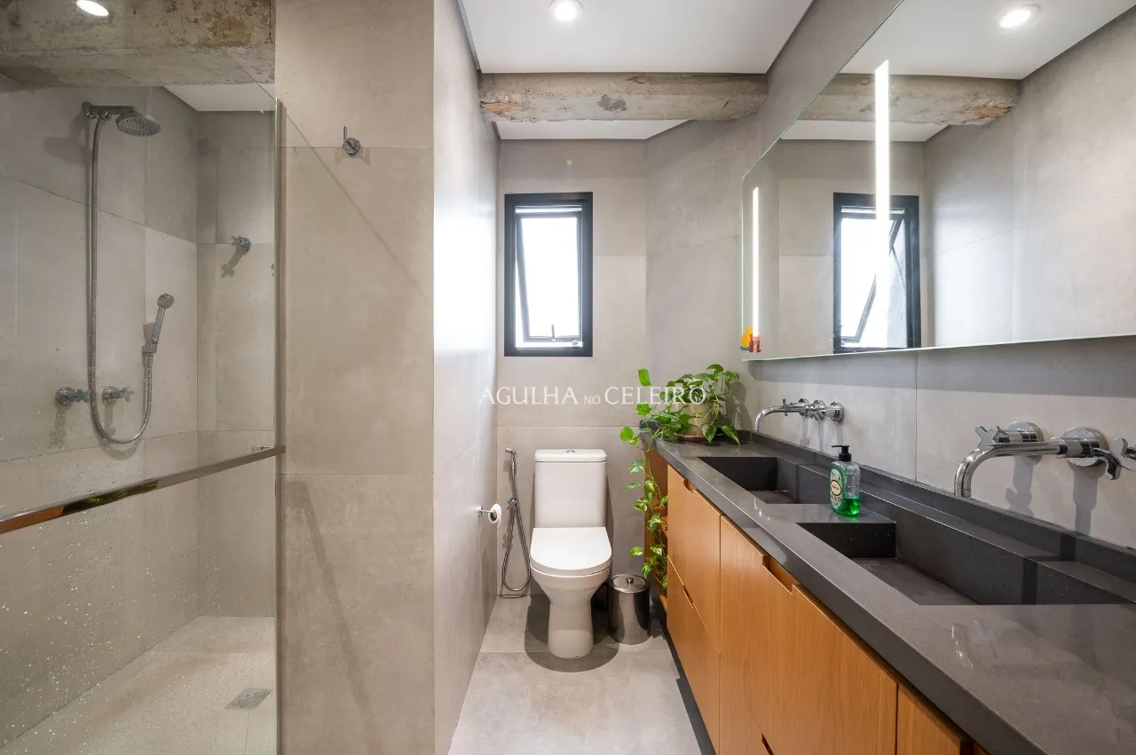 Cobertura dos sonhos super reformada à venda em Pinheiros. – CO0404