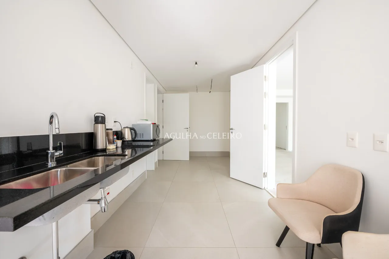 um-lindenberg-como-se-espera-no-coracao-do-jardim-america-20023-3