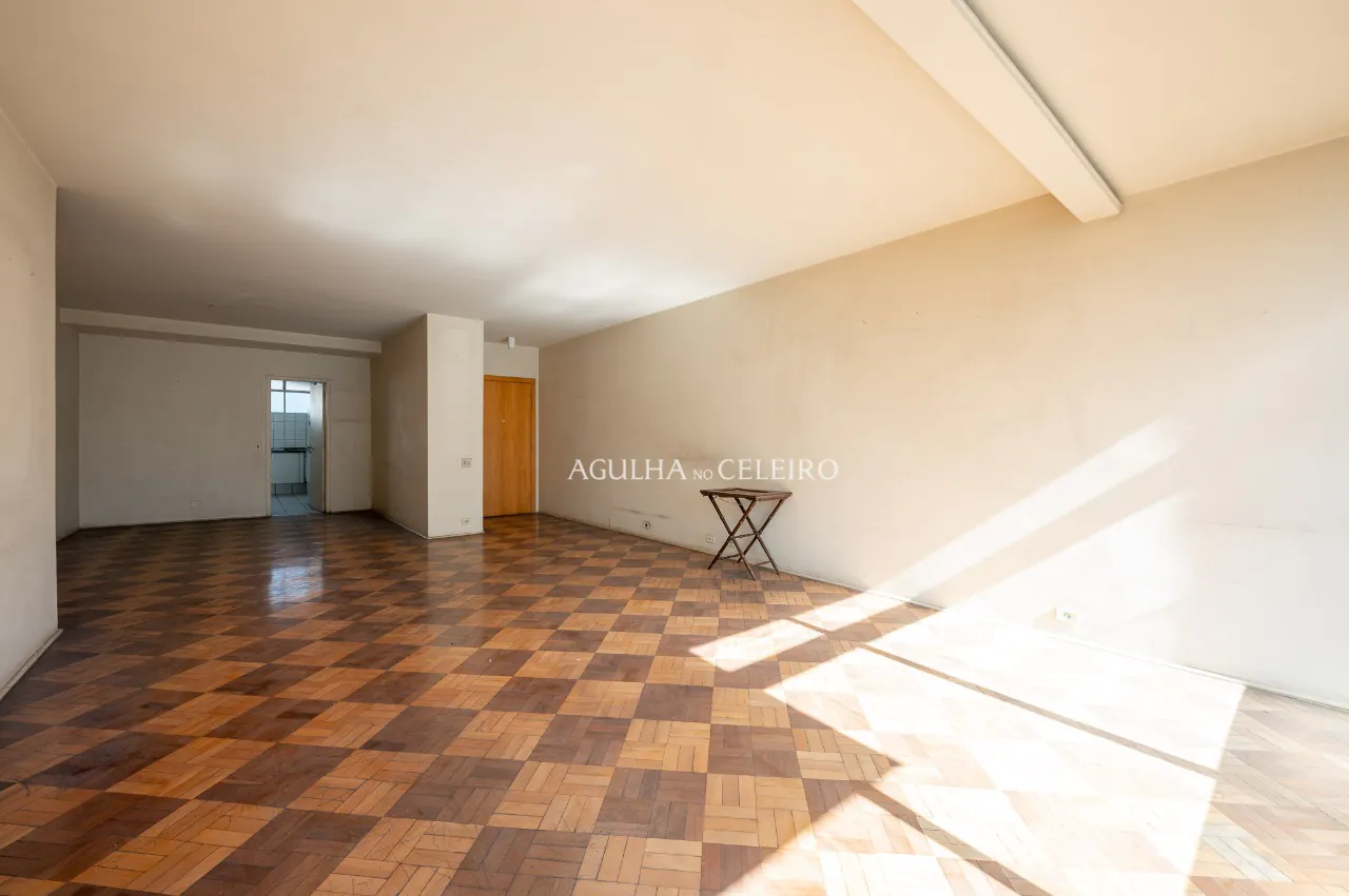 apartamento-espacoso-e-com-muita-luz-natural-a-venda-no-jardim-america-20178-2