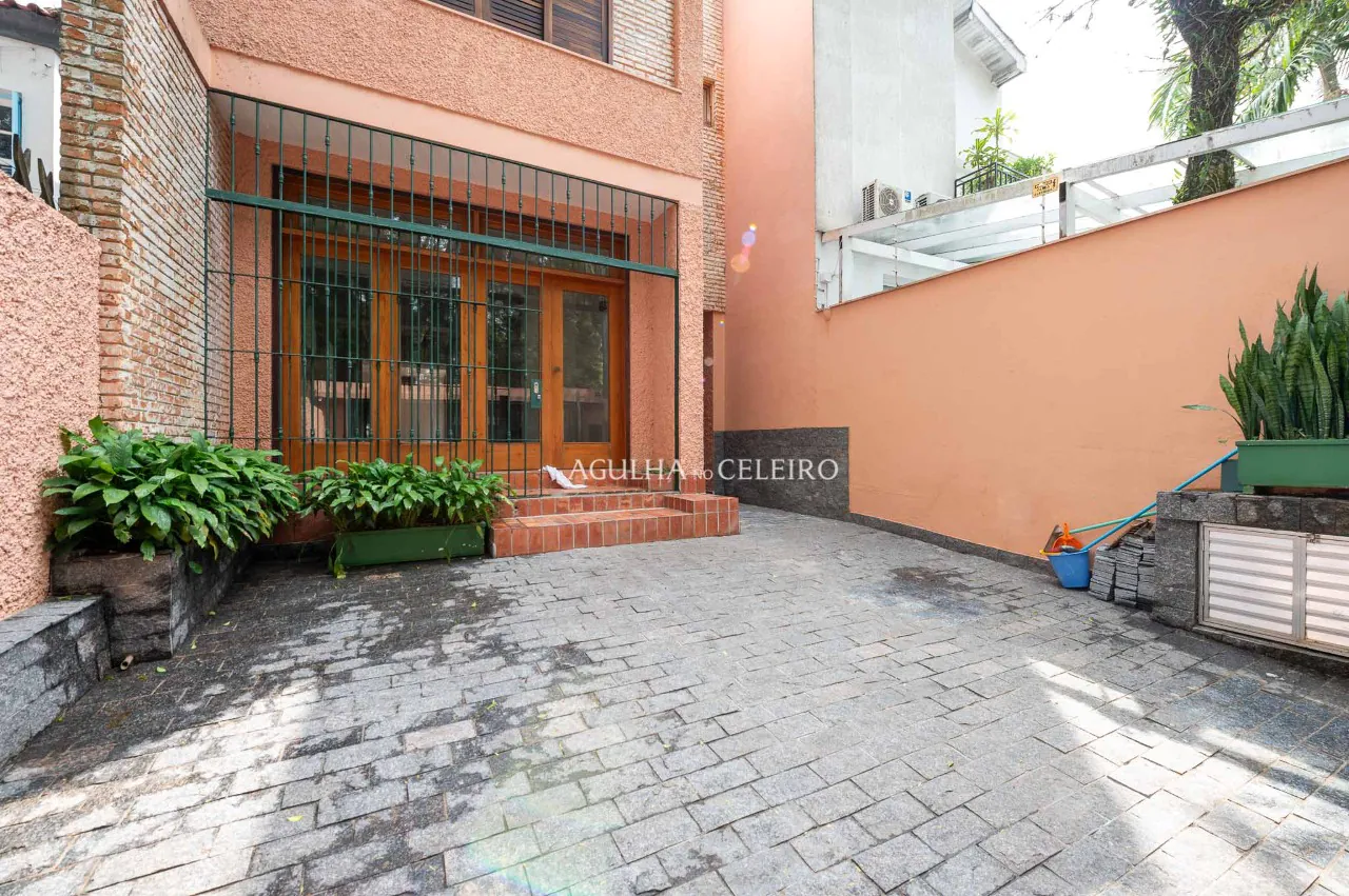 Casa charmosa no coração do Jardim Europa – 12042