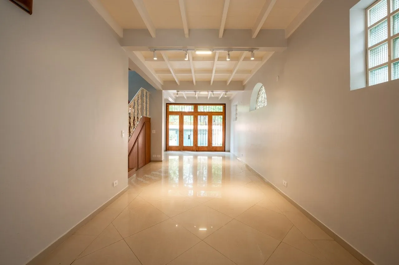 Casa charmosa no coração do Jardim Europa – 12042 - 8 (1)